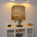 Jane's Place, Experience The Atmosphere Of A Historic & Free Parking شقة