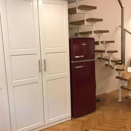 Apartment Jane's Place, Experience The Atmosphere Of A Historic & Free Parking *