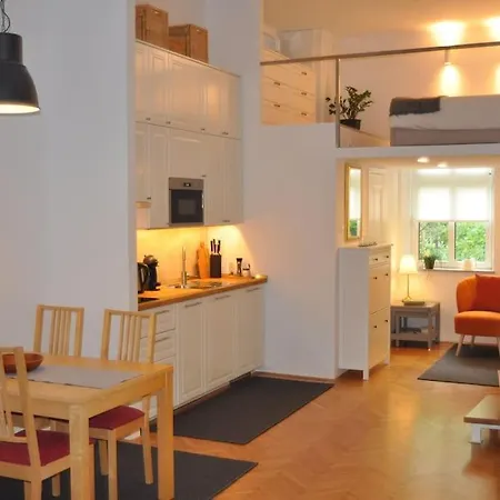 아파트 Jane's Place, Experience The Atmosphere Of A Historic & Free Parking