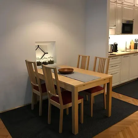 아파트 Jane's Place, Experience The Atmosphere Of A Historic & Free Parking