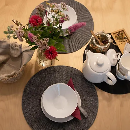 Jane's Place, Experience The Atmosphere Of A Historic & Free Parking Lejlighed