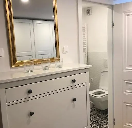 Jane's Place, Experience The Atmosphere Of A Historic & Free Parking * 류블랴나