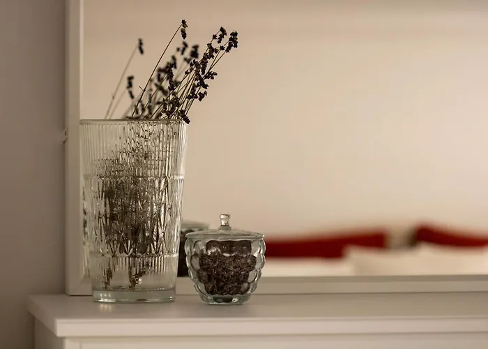 Jane's Place, Experience The Atmosphere Of A Historic & Free Parking Apartmán